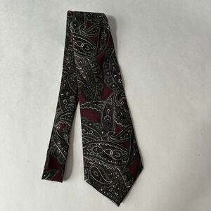 Resilio Mens Silk Paisley Tie Burgundy Green Black Made in USA Classic Vintage